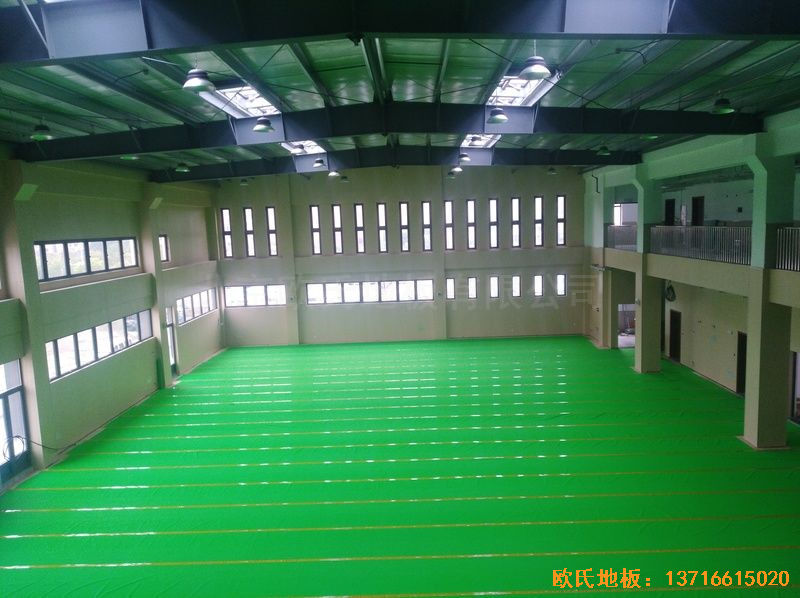 上海嘉定區大居小學體育地板鋪設案例