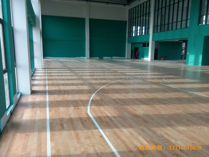 江蘇南京漢風(fēng)公司籃球館運動木地板鋪設(shè)案例5