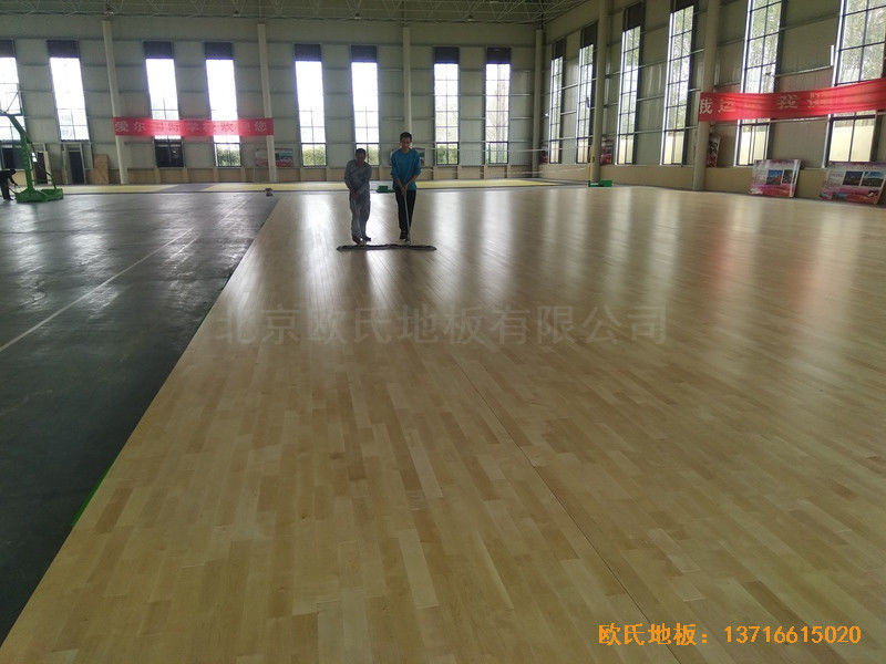 江蘇虎腰村愛爾行業學校運動館運動地板安裝案例5