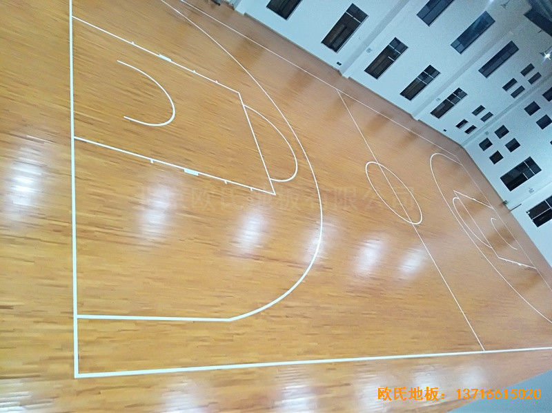 江西鷹潭余江縣工業園區籃球館運動木地板鋪設案例3